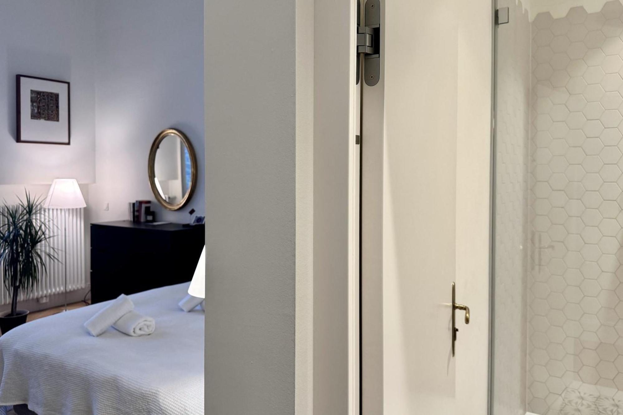 Stunning Apartment In City Center Wien Ngoại thất bức ảnh